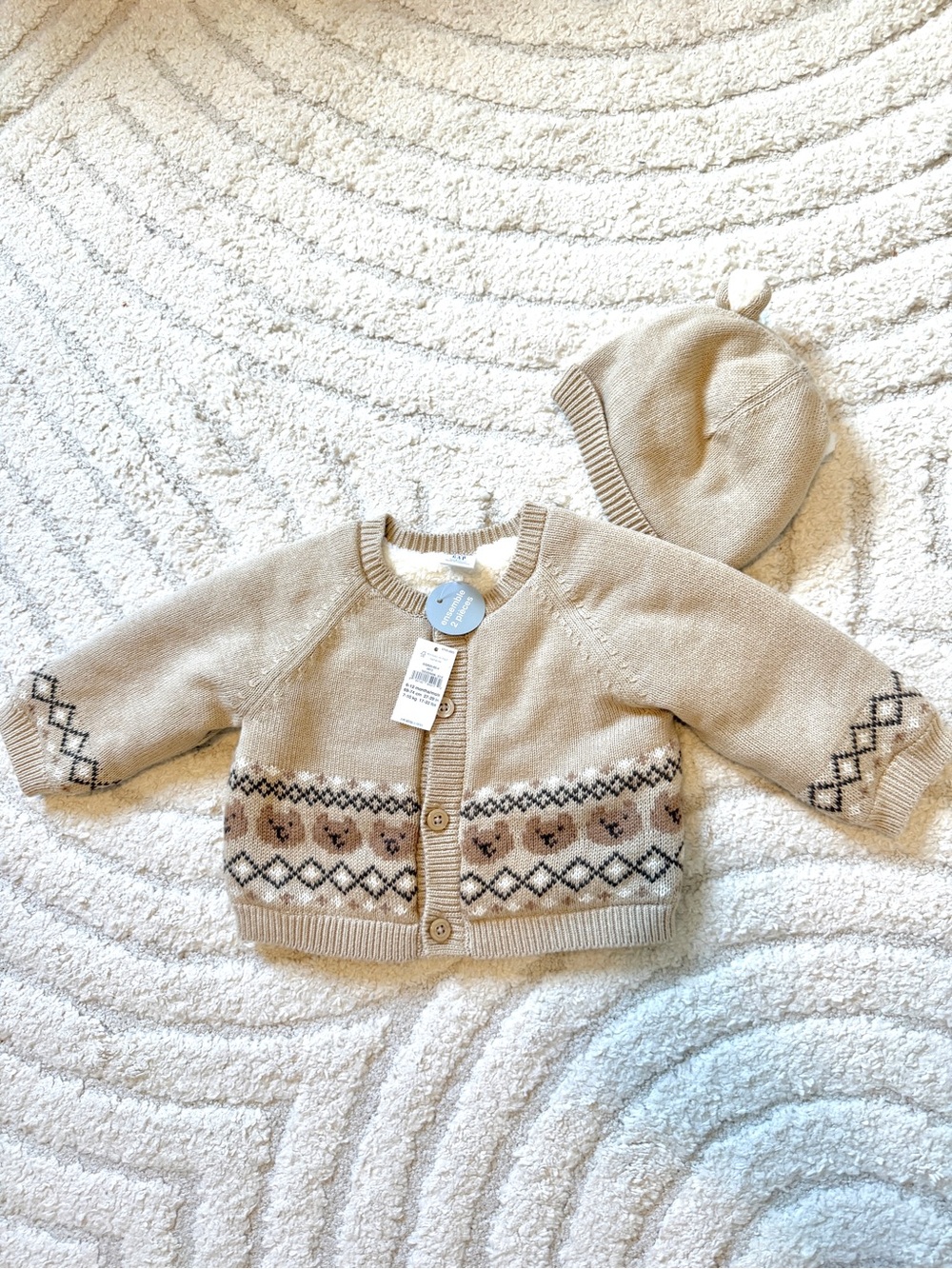 Baby Gap Cozy Neutral Bear Knit Cardigan & Hat Set - Beige 6-12 Months BNWT